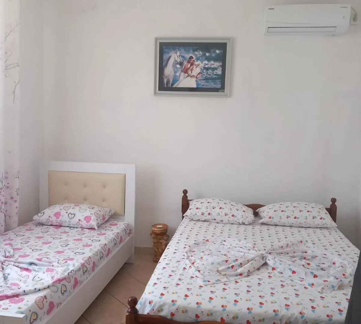 Nikas Vila Sarande Apartment 0*,  Albania